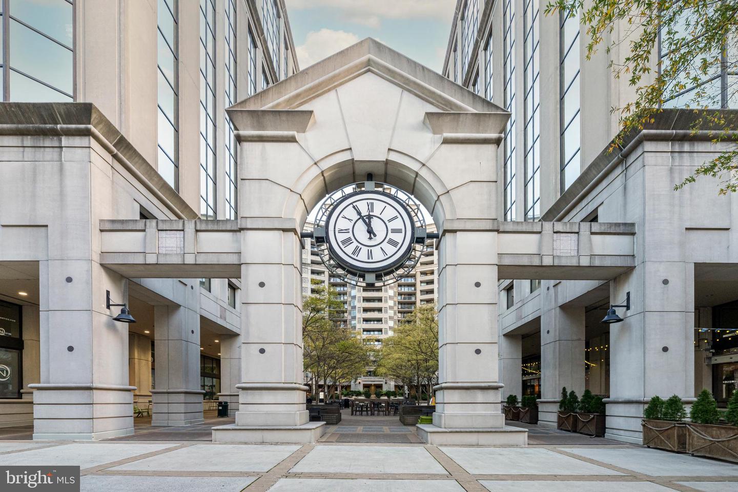 2220 FAIRFAX DR #608, ARLINGTON, Virginia 22201, 3 Bedrooms Bedrooms, ,2 BathroomsBathrooms,Residential,For sale,2220 FAIRFAX DR #608,VAAR2065890 MLS # VAAR2065890