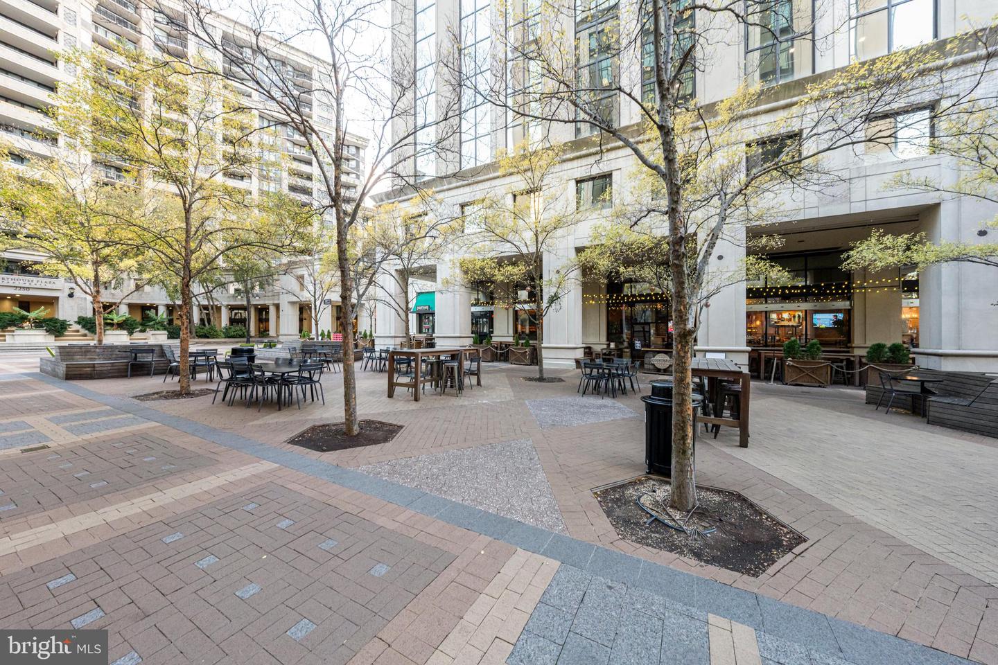 2220 FAIRFAX DR #608, ARLINGTON, Virginia 22201, 3 Bedrooms Bedrooms, ,2 BathroomsBathrooms,Residential,For sale,2220 FAIRFAX DR #608,VAAR2065890 MLS # VAAR2065890