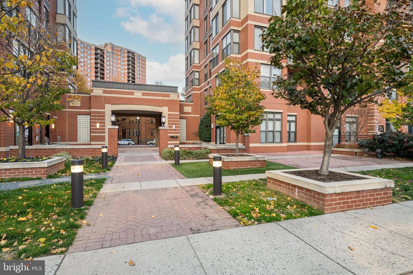 2220 FAIRFAX DR #608, ARLINGTON, Virginia 22201, 3 Bedrooms Bedrooms, ,2 BathroomsBathrooms,Residential,For sale,2220 FAIRFAX DR #608,VAAR2065890 MLS # VAAR2065890