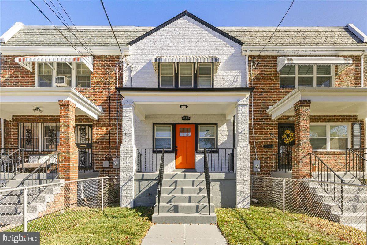 3310 12TH ST SE, WASHINGTON, District Of Columbia 20032, 4 Bedrooms Bedrooms, 4 Rooms Rooms,2 BathroomsBathrooms,Residential,For sale,3310 12TH ST SE,DCDC2231098 MLS # DCDC2231098