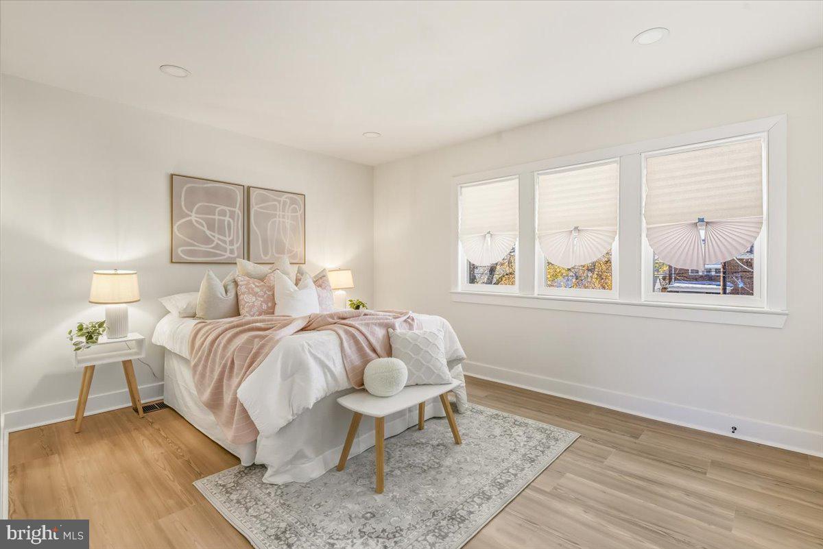 3310 12TH ST SE, WASHINGTON, District Of Columbia 20032, 4 Bedrooms Bedrooms, 4 Rooms Rooms,2 BathroomsBathrooms,Residential,For sale,3310 12TH ST SE,DCDC2231098 MLS # DCDC2231098