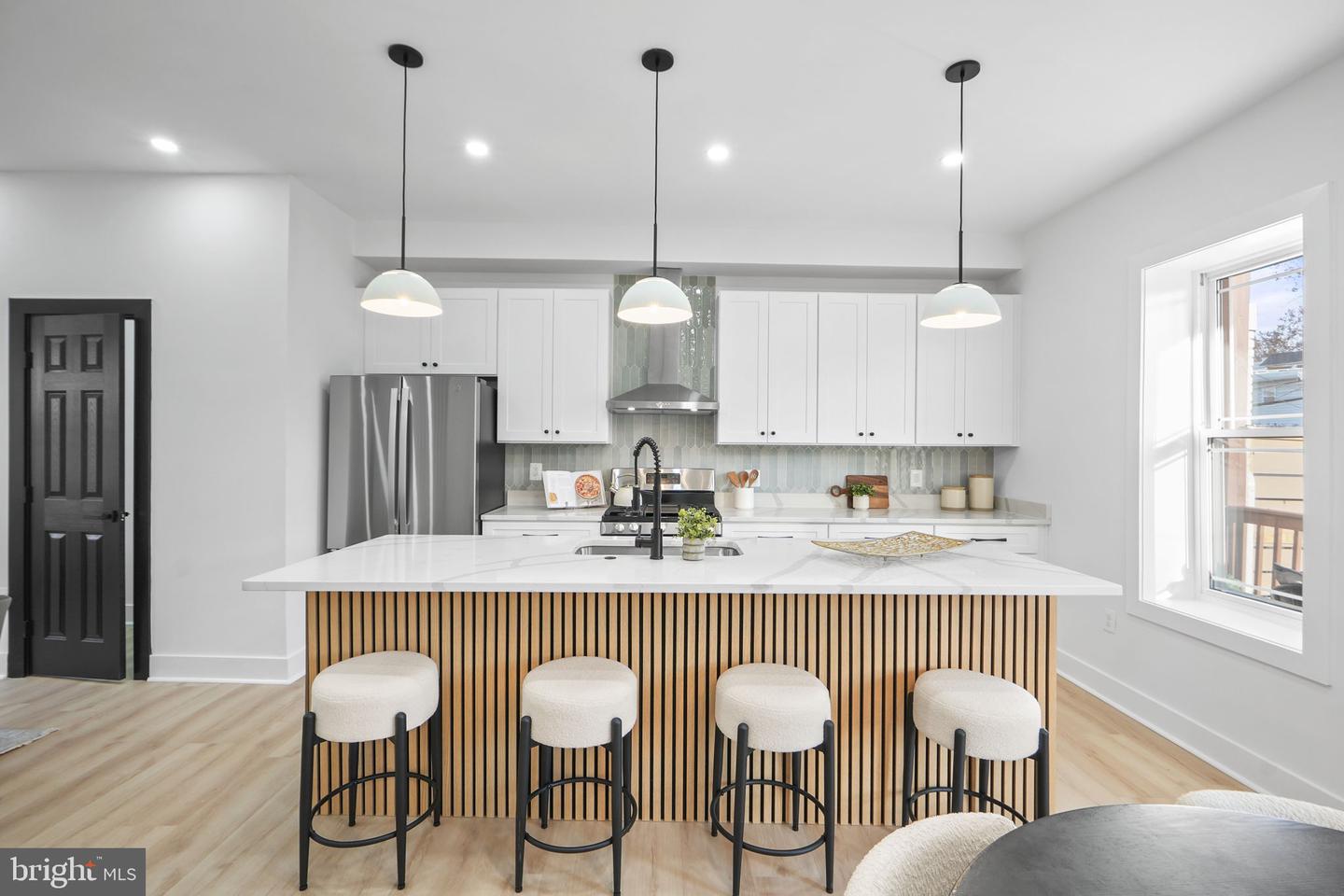 9 GIRARD ST NE, WASHINGTON, District Of Columbia 20002, 4 Bedrooms Bedrooms, ,3 BathroomsBathrooms,Residential,For sale,9 GIRARD ST NE,DCDC2231106 MLS # DCDC2231106