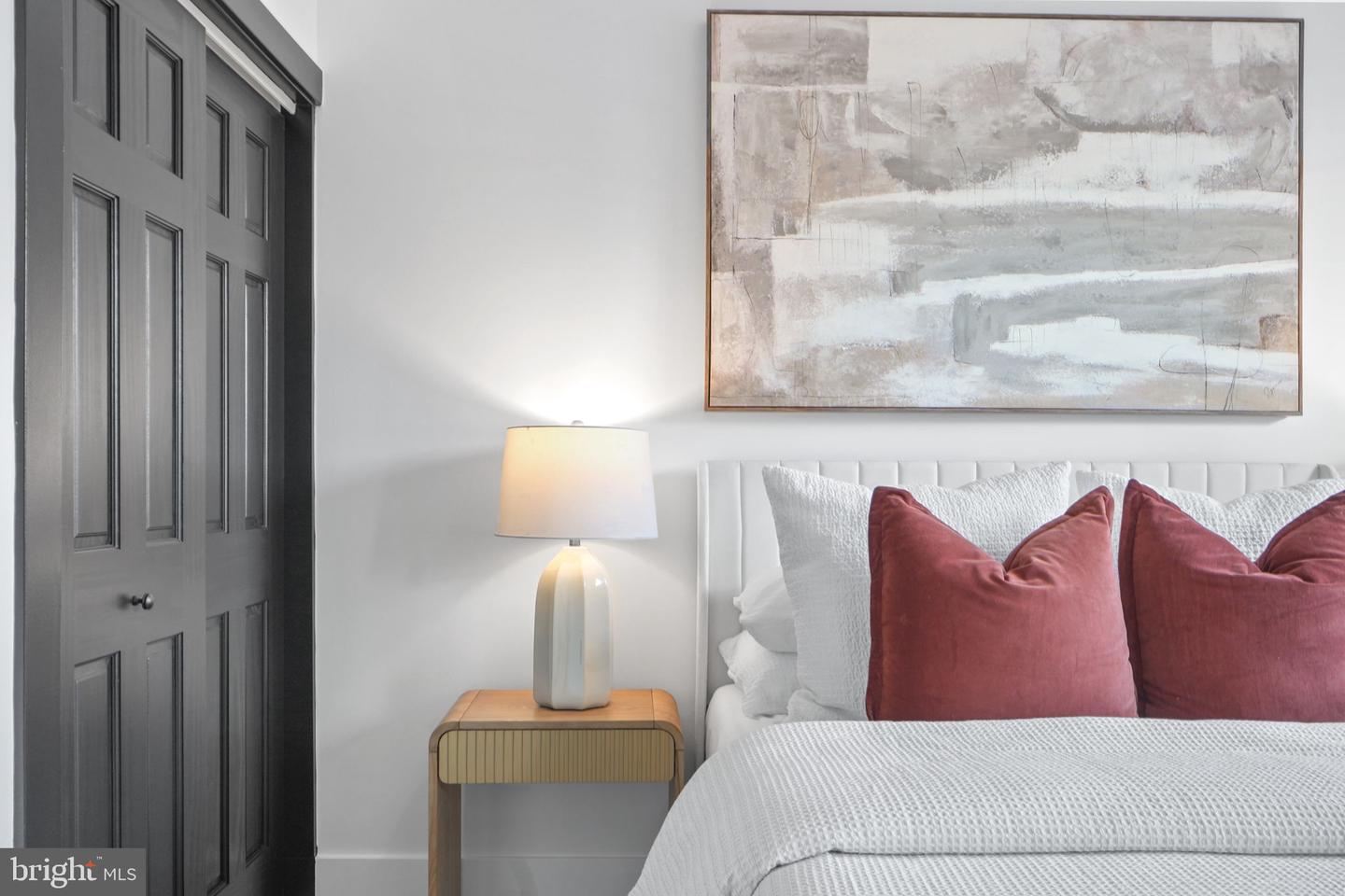 9 GIRARD ST NE, WASHINGTON, District Of Columbia 20002, 4 Bedrooms Bedrooms, ,3 BathroomsBathrooms,Residential,For sale,9 GIRARD ST NE,DCDC2231106 MLS # DCDC2231106