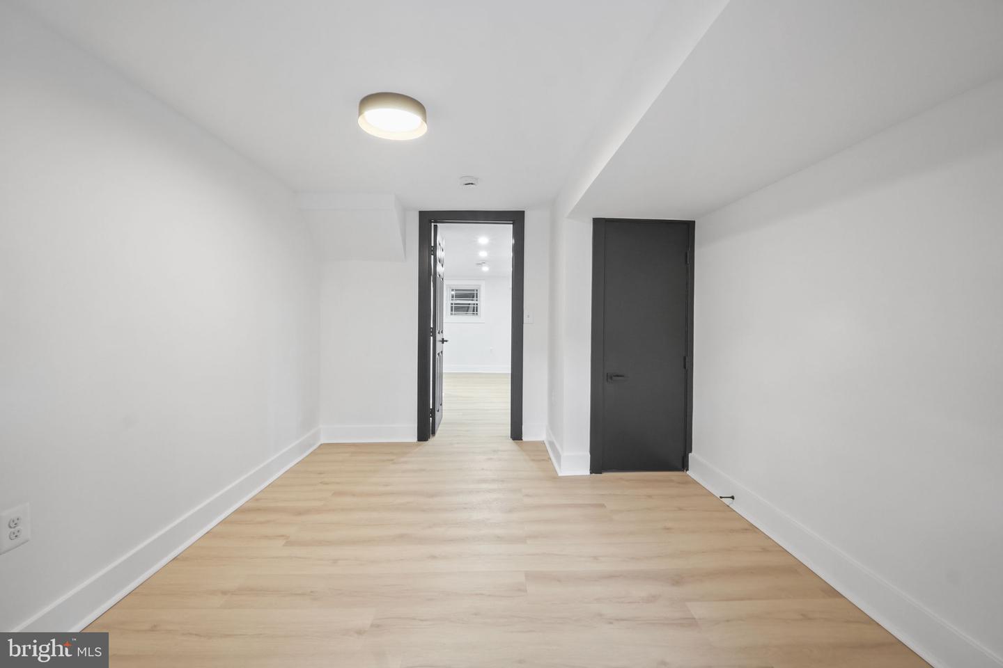 9 GIRARD ST NE, WASHINGTON, District Of Columbia 20002, 4 Bedrooms Bedrooms, ,3 BathroomsBathrooms,Residential,For sale,9 GIRARD ST NE,DCDC2231106 MLS # DCDC2231106