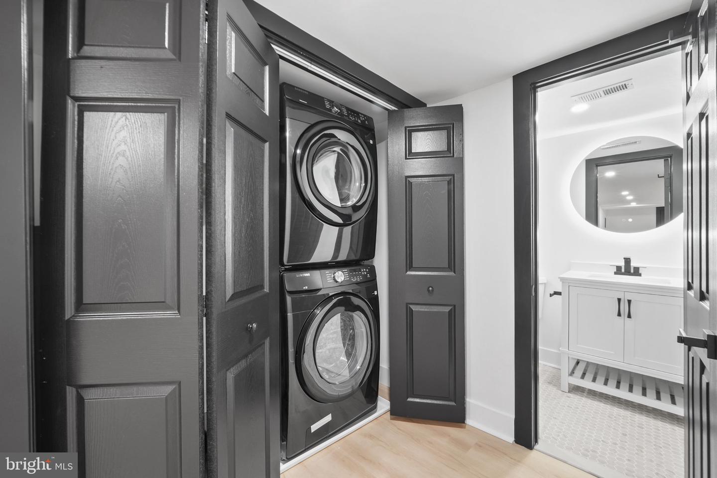 9 GIRARD ST NE, WASHINGTON, District Of Columbia 20002, 4 Bedrooms Bedrooms, ,3 BathroomsBathrooms,Residential,For sale,9 GIRARD ST NE,DCDC2231106 MLS # DCDC2231106