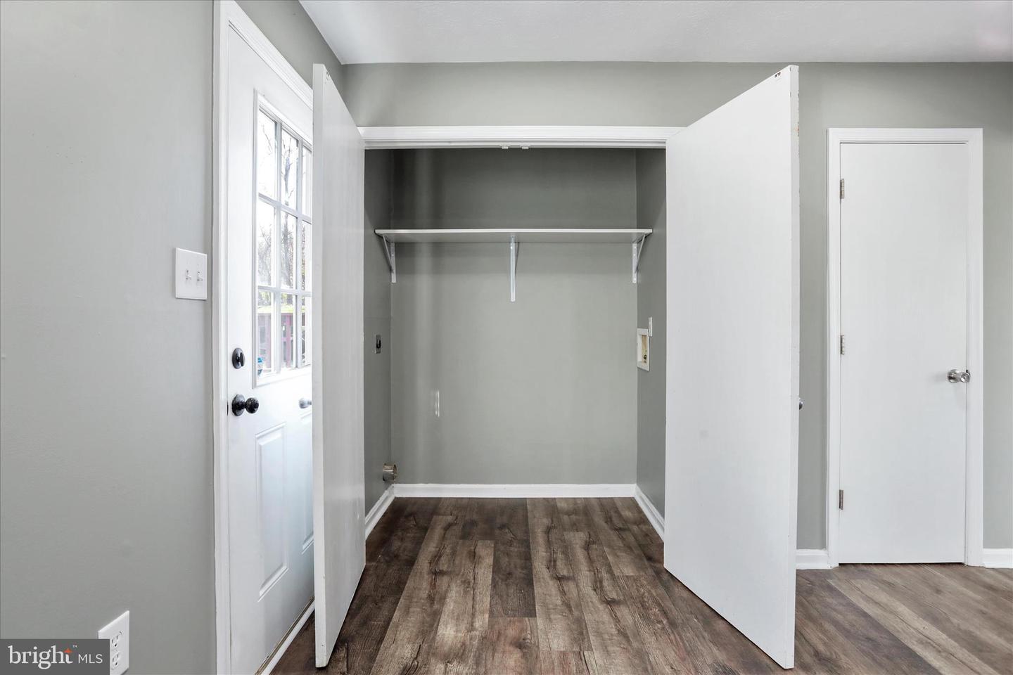 127 WOODRIDGE CT, STEPHENS CITY, Virginia 22655, 2 Bedrooms Bedrooms, ,1 BathroomBathrooms,Residential,For sale,127 WOODRIDGE CT,VAFV2037980 MLS # VAFV2037980