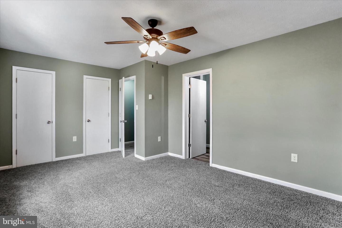 127 WOODRIDGE CT, STEPHENS CITY, Virginia 22655, 2 Bedrooms Bedrooms, ,1 BathroomBathrooms,Residential,For sale,127 WOODRIDGE CT,VAFV2037980 MLS # VAFV2037980