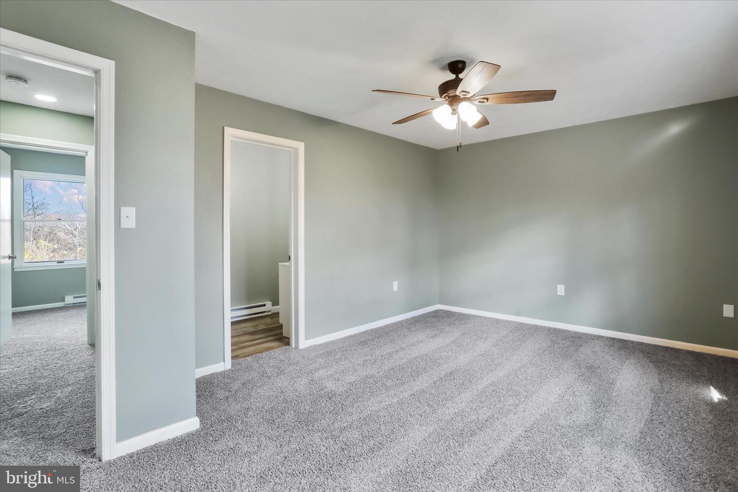 127 WOODRIDGE CT, STEPHENS CITY, Virginia 22655, 2 Bedrooms Bedrooms, ,1 BathroomBathrooms,Residential,For sale,127 WOODRIDGE CT,VAFV2037980 MLS # VAFV2037980