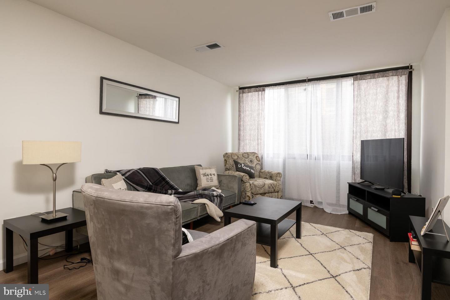 487 N ARMISTEAD ST #101, ALEXANDRIA, Virginia 22312, 1 Bedroom Bedrooms, ,1 BathroomBathrooms,Residential,For sale,487 N ARMISTEAD ST #101,VAAX2051646 MLS # VAAX2051646