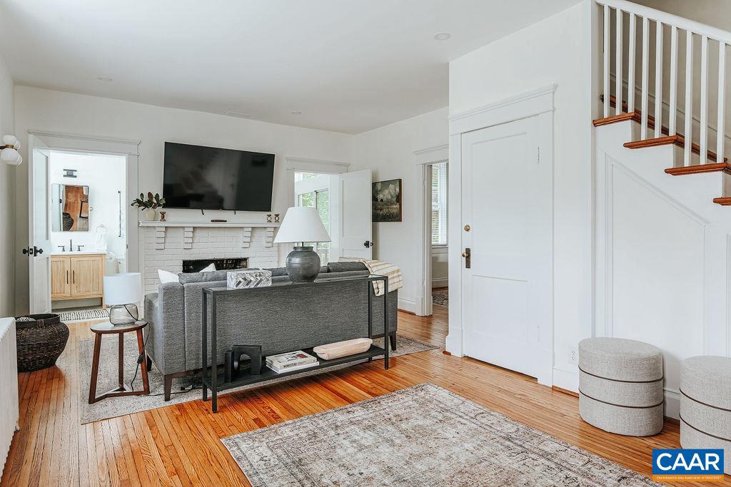 126 MAYWOOD LN, CHARLOTTESVILLE, Virginia 22903, 3 Bedrooms Bedrooms, ,2 BathroomsBathrooms,Residential,For sale,126 MAYWOOD LN,670942 MLS # 670942 126 MAYWOOD LN, CHARLOTTESVILLE, Virginia 22903, 3 Bedrooms Bedrooms, ,2 BathroomsBathrooms,Residential,For sale,126 MAYWOOD LN,670942 MLS # 670942