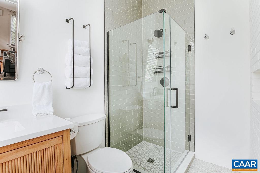 126 MAYWOOD LN, CHARLOTTESVILLE, Virginia 22903, 3 Bedrooms Bedrooms, ,2 BathroomsBathrooms,Residential,For sale,126 MAYWOOD LN,670942 MLS # 670942 126 MAYWOOD LN, CHARLOTTESVILLE, Virginia 22903, 3 Bedrooms Bedrooms, ,2 BathroomsBathrooms,Residential,For sale,126 MAYWOOD LN,670942 MLS # 670942