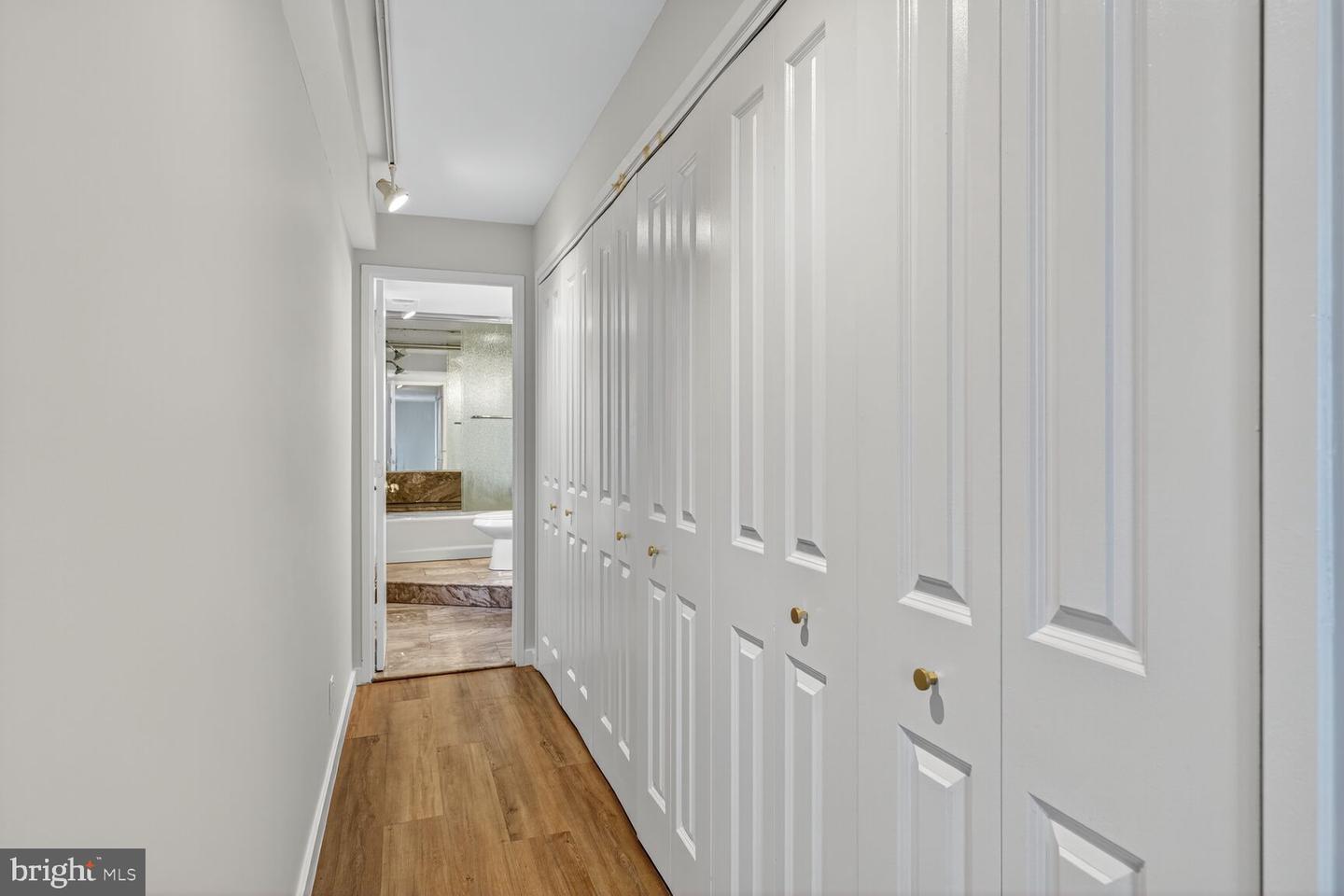 3 WASHINGTON CIR NW #905, WASHINGTON, District Of Columbia 20037, 1 Bedroom Bedrooms, ,1 BathroomBathrooms,Residential,For sale,3 WASHINGTON CIR NW #905,DCDC2231220 MLS # DCDC2231220 3 WASHINGTON CIR NW #905, WASHINGTON, District Of Columbia 20037, 1 Bedroom Bedrooms, ,1 BathroomBathrooms,Residential,For sale,3 WASHINGTON CIR NW #905,DCDC2231220 MLS # DCDC2231220