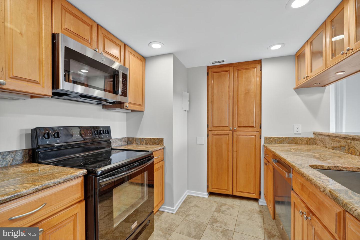 3 WASHINGTON CIR NW #905, WASHINGTON, District Of Columbia 20037, 1 Bedroom Bedrooms, ,1 BathroomBathrooms,Residential,For sale,3 WASHINGTON CIR NW #905,DCDC2231220 MLS # DCDC2231220 3 WASHINGTON CIR NW #905, WASHINGTON, District Of Columbia 20037, 1 Bedroom Bedrooms, ,1 BathroomBathrooms,Residential,For sale,3 WASHINGTON CIR NW #905,DCDC2231220 MLS # DCDC2231220