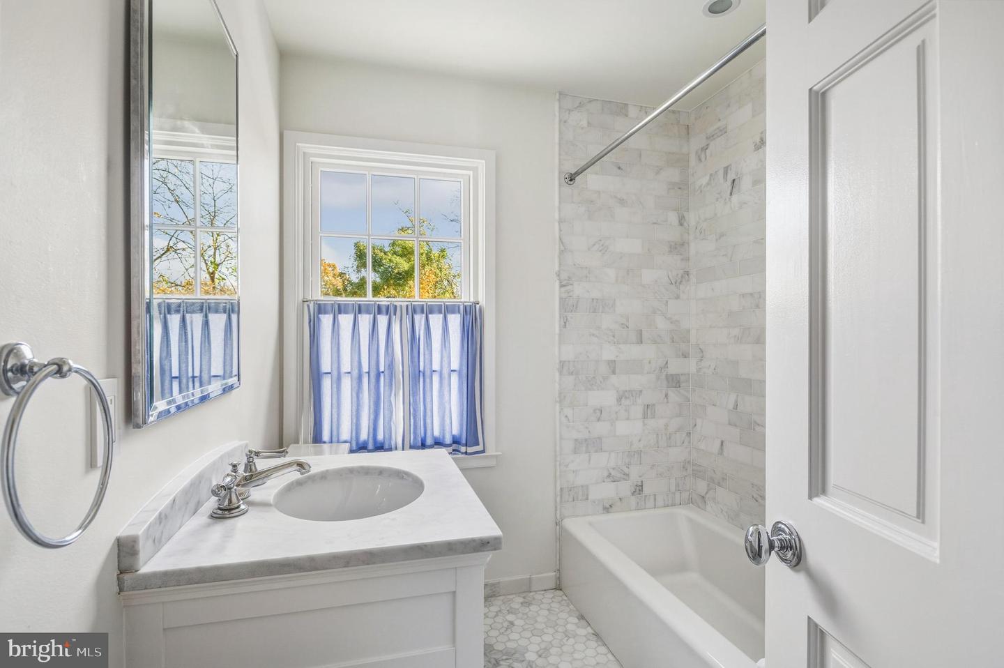 5020 PALISADE LN NW, WASHINGTON, District Of Columbia 20016, 5 Bedrooms Bedrooms, ,4 BathroomsBathrooms,Residential,For sale,5020 PALISADE LN NW,DCDC2231234 MLS # DCDC2231234