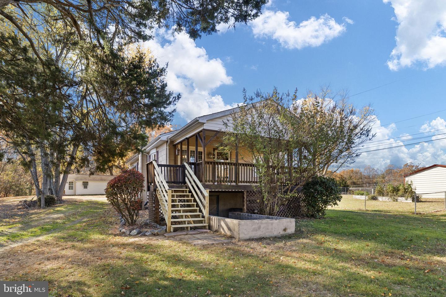 8 STONES THROW WAY, STAFFORD, Virginia 22554, 4 Bedrooms Bedrooms, ,2 BathroomsBathrooms,Residential,For sale,8 STONES THROW WAY,VAST2044184 MLS # VAST2044184