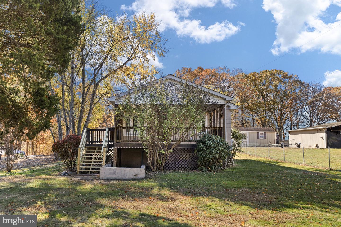 8 STONES THROW WAY, STAFFORD, Virginia 22554, 4 Bedrooms Bedrooms, ,2 BathroomsBathrooms,Residential,For sale,8 STONES THROW WAY,VAST2044184 MLS # VAST2044184