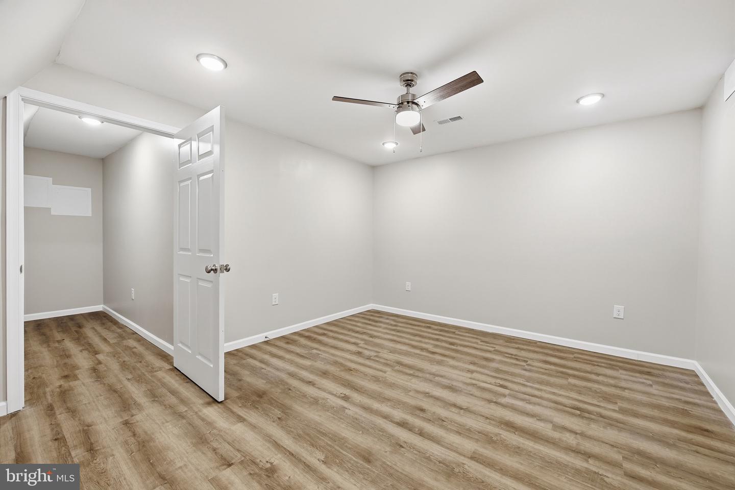 558 GREAT OAK CT, WOODSTOCK, Virginia 22664, 4 Bedrooms Bedrooms, ,3 BathroomsBathrooms,Residential,For sale,558 GREAT OAK CT,VASH2012978 MLS # VASH2012978