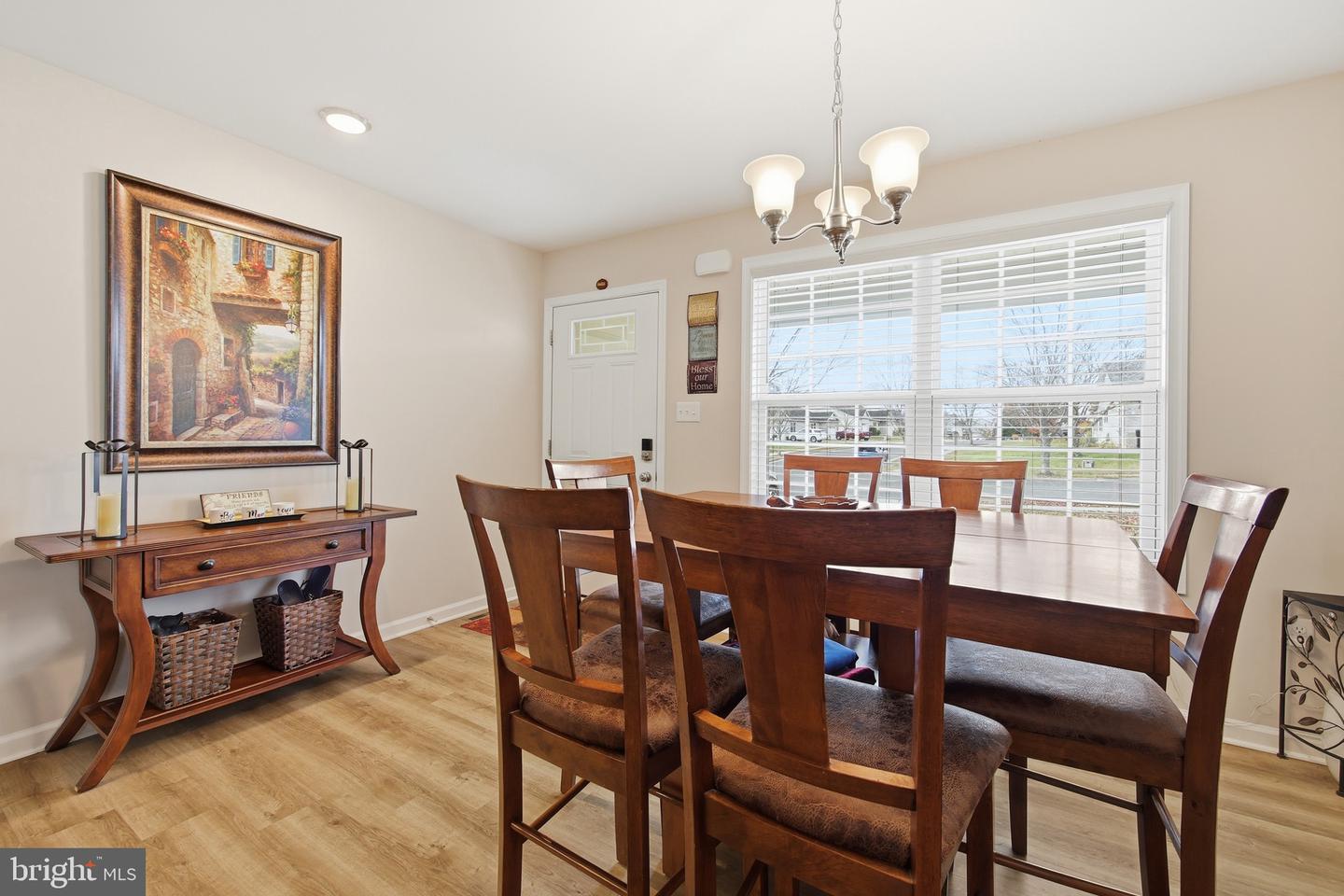 558 GREAT OAK CT, WOODSTOCK, Virginia 22664, 4 Bedrooms Bedrooms, ,3 BathroomsBathrooms,Residential,For sale,558 GREAT OAK CT,VASH2012978 MLS # VASH2012978