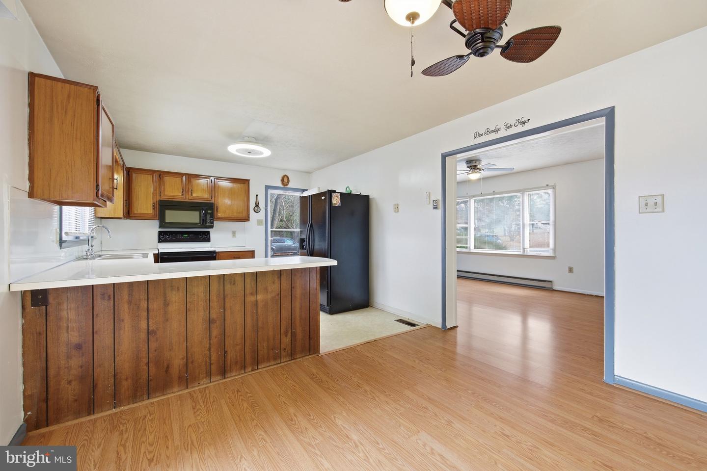 460 MASSANUTTEN DR, EDINBURG, Virginia 22824, 3 Bedrooms Bedrooms, ,2 BathroomsBathrooms,Residential,For sale,460 MASSANUTTEN DR,VASH2012980 MLS # VASH2012980