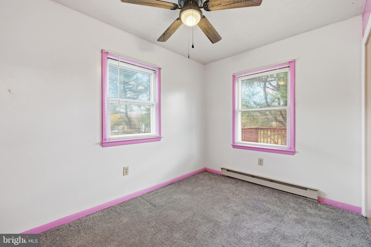 460 MASSANUTTEN DR, EDINBURG, Virginia 22824, 3 Bedrooms Bedrooms, ,2 BathroomsBathrooms,Residential,For sale,460 MASSANUTTEN DR,VASH2012980 MLS # VASH2012980