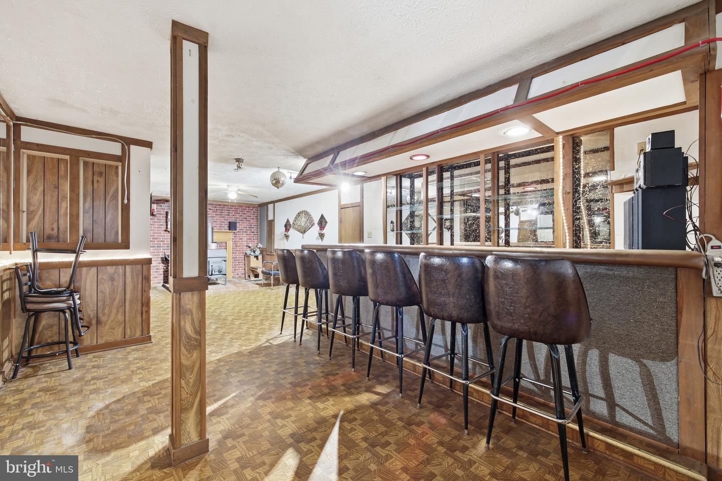 460 MASSANUTTEN DR, EDINBURG, Virginia 22824, 3 Bedrooms Bedrooms, ,2 BathroomsBathrooms,Residential,For sale,460 MASSANUTTEN DR,VASH2012980 MLS # VASH2012980