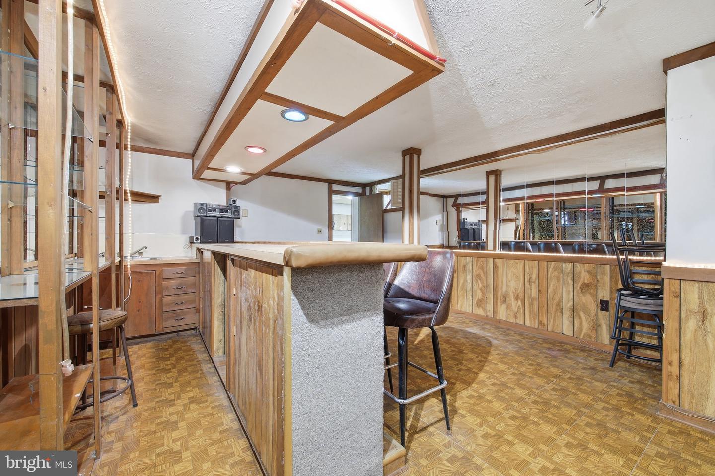 460 MASSANUTTEN DR, EDINBURG, Virginia 22824, 3 Bedrooms Bedrooms, ,2 BathroomsBathrooms,Residential,For sale,460 MASSANUTTEN DR,VASH2012980 MLS # VASH2012980