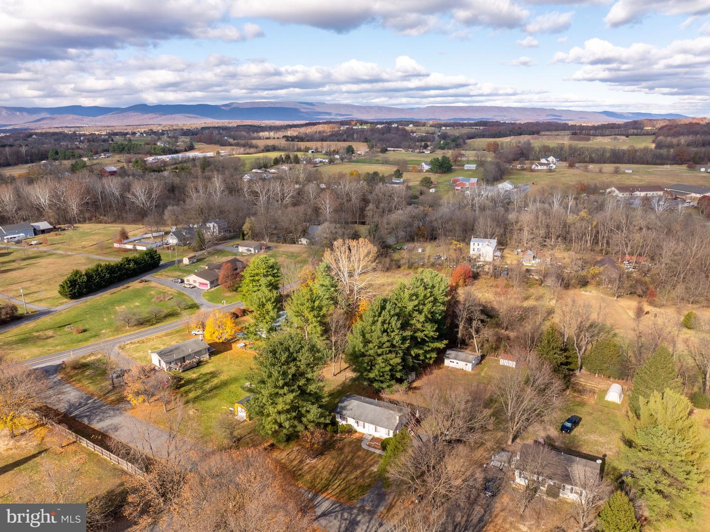 460 MASSANUTTEN DR, EDINBURG, Virginia 22824, 3 Bedrooms Bedrooms, ,2 BathroomsBathrooms,Residential,For sale,460 MASSANUTTEN DR,VASH2012980 MLS # VASH2012980