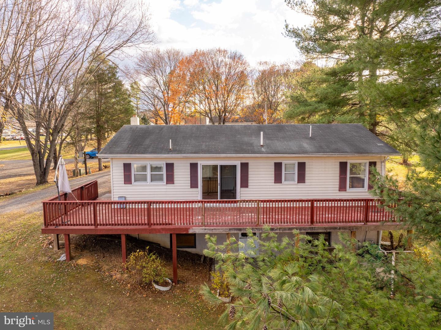 460 MASSANUTTEN DR, EDINBURG, Virginia 22824, 3 Bedrooms Bedrooms, ,2 BathroomsBathrooms,Residential,For sale,460 MASSANUTTEN DR,VASH2012980 MLS # VASH2012980