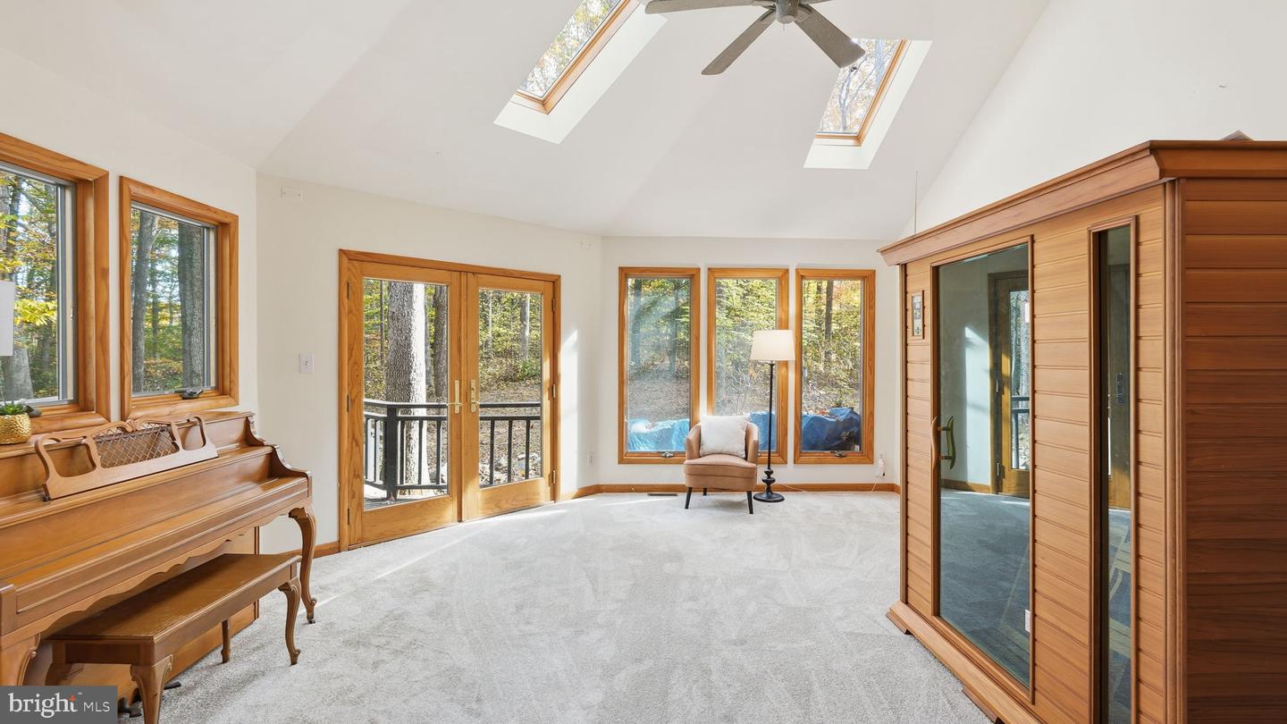 8805 PEPPERIDGE DR, SPOTSYLVANIA, Virginia 22553, 3 Bedrooms Bedrooms, ,2 BathroomsBathrooms,Residential,For sale,8805 PEPPERIDGE DR,VASP2037536 MLS # VASP2037536