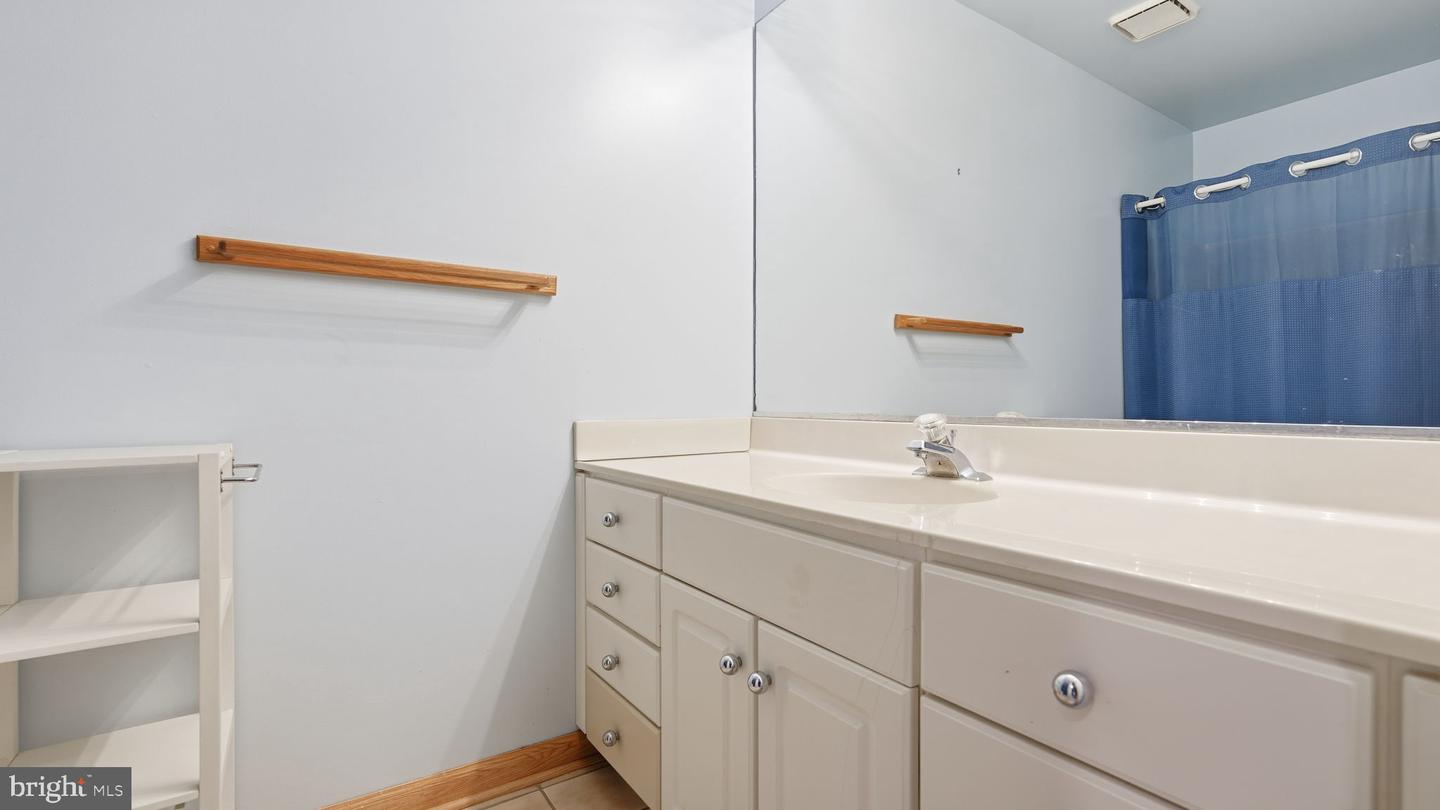 8805 PEPPERIDGE DR, SPOTSYLVANIA, Virginia 22553, 3 Bedrooms Bedrooms, ,2 BathroomsBathrooms,Residential,For sale,8805 PEPPERIDGE DR,VASP2037536 MLS # VASP2037536