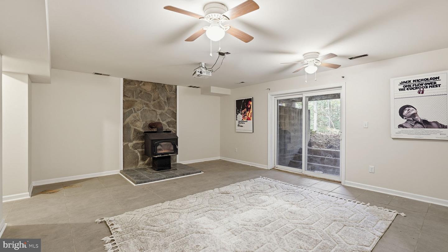 8805 PEPPERIDGE DR, SPOTSYLVANIA, Virginia 22553, 3 Bedrooms Bedrooms, ,2 BathroomsBathrooms,Residential,For sale,8805 PEPPERIDGE DR,VASP2037536 MLS # VASP2037536