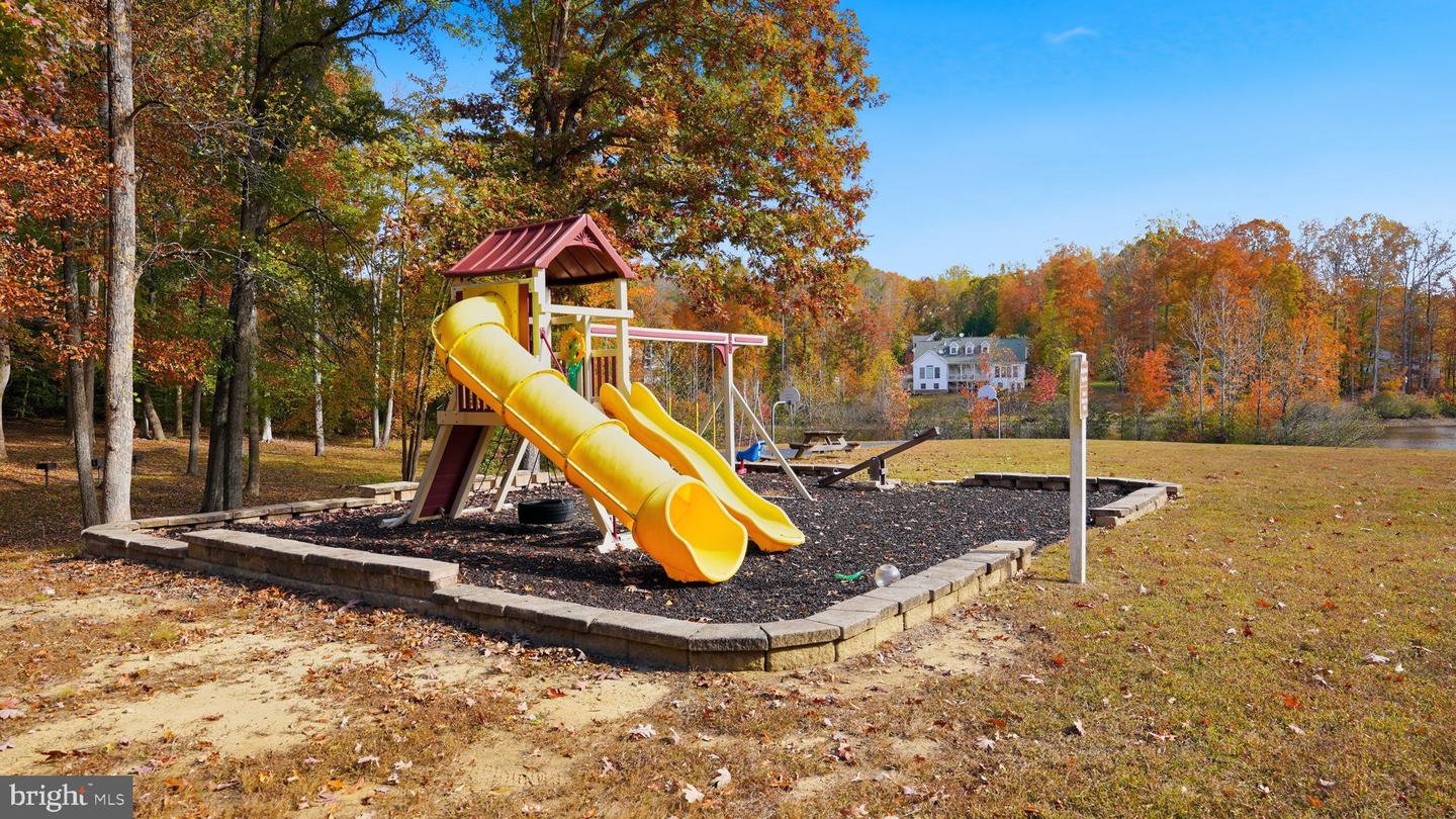 8805 PEPPERIDGE DR, SPOTSYLVANIA, Virginia 22553, 3 Bedrooms Bedrooms, ,2 BathroomsBathrooms,Residential,For sale,8805 PEPPERIDGE DR,VASP2037536 MLS # VASP2037536