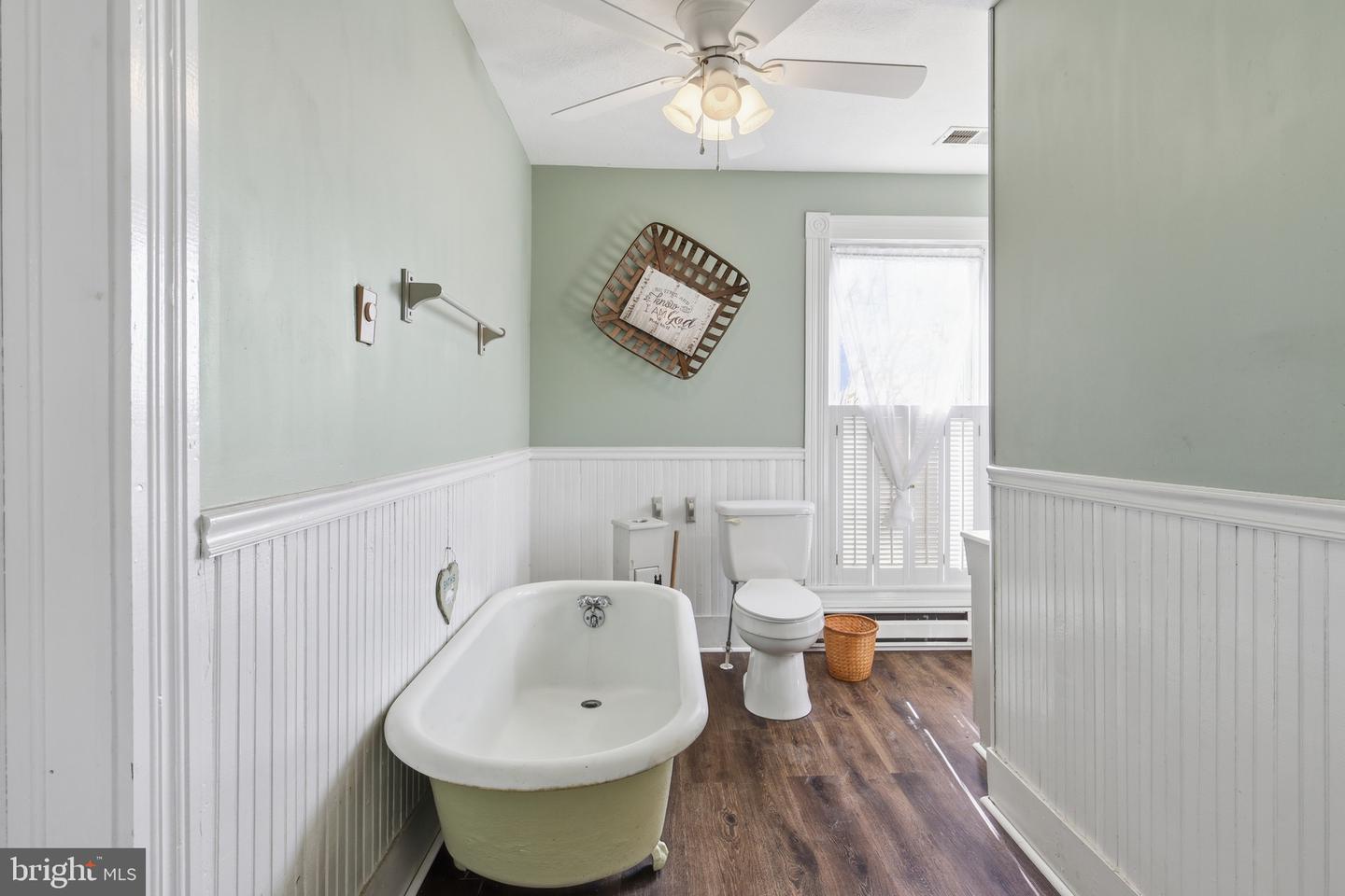 24295 SENEDO RD, WOODSTOCK, Virginia 22664, 4 Bedrooms Bedrooms, ,2 BathroomsBathrooms,Residential,For sale,24295 SENEDO RD,VASH2012982 MLS # VASH2012982