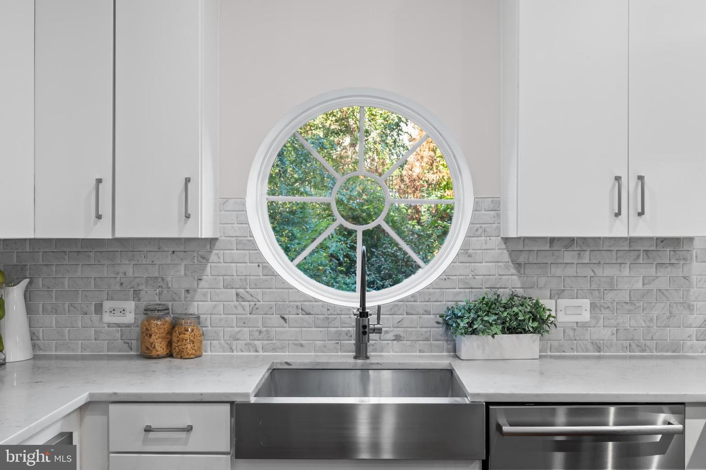 1411 KEY BLVD #304, ARLINGTON, Virginia 22209, 2 Bedrooms Bedrooms, ,2 BathroomsBathrooms,Residential,For sale,1411 KEY BLVD #304,VAAR2065976 MLS # VAAR2065976