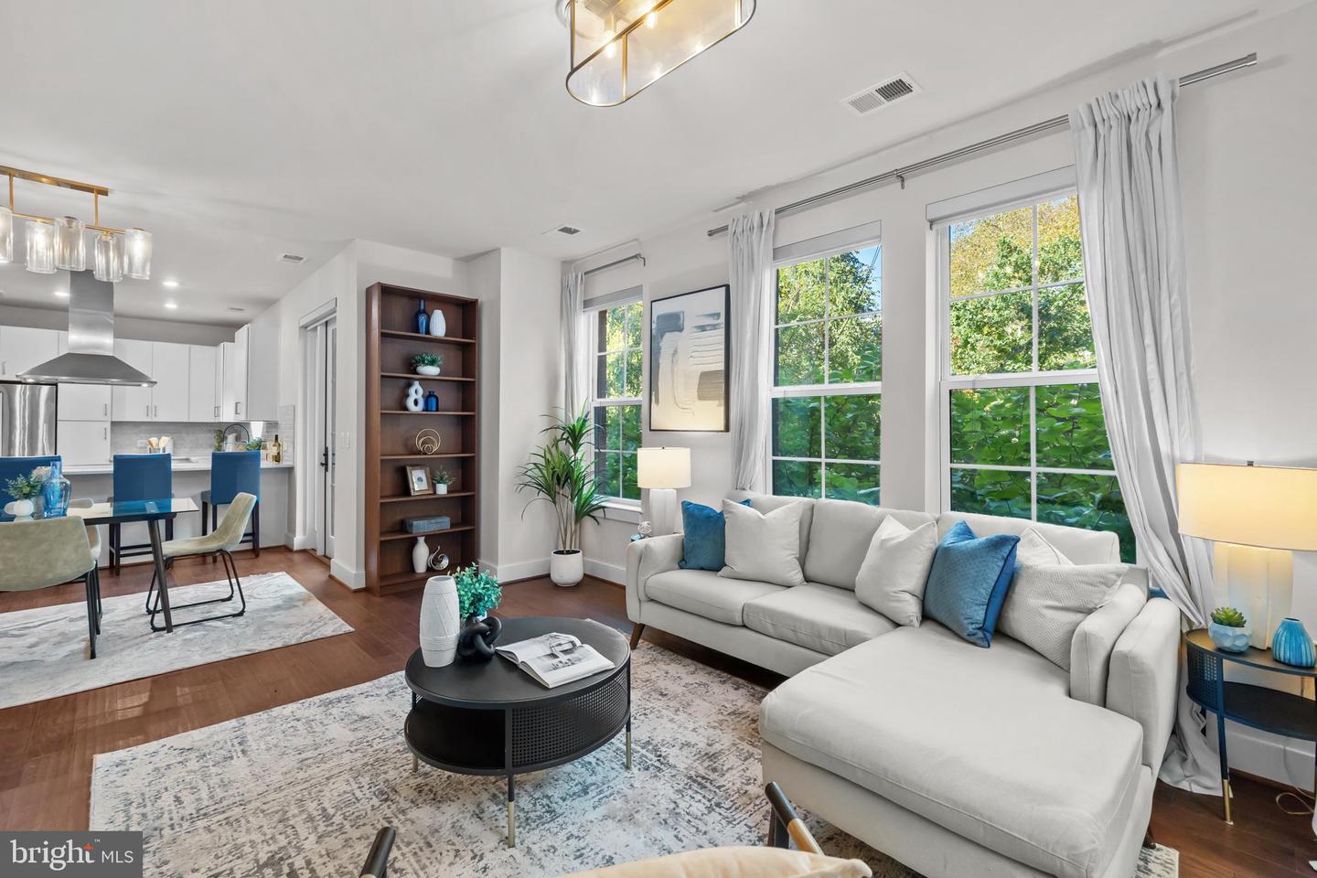 1411 KEY BLVD #304, ARLINGTON, Virginia 22209, 2 Bedrooms Bedrooms, ,2 BathroomsBathrooms,Residential,For sale,1411 KEY BLVD #304,VAAR2065976 MLS # VAAR2065976