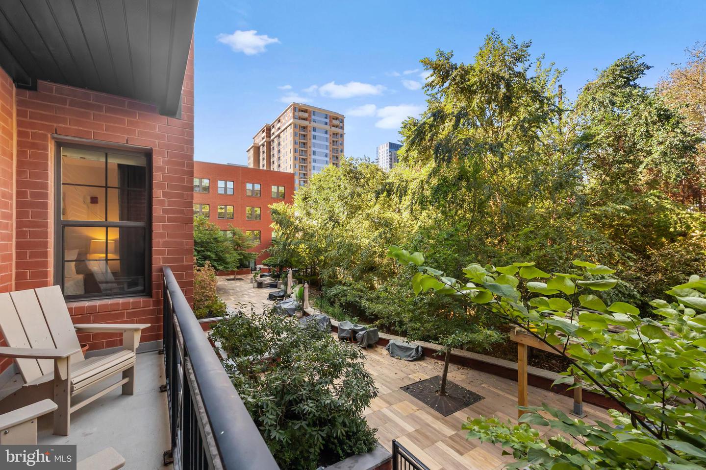 1411 KEY BLVD #304, ARLINGTON, Virginia 22209, 2 Bedrooms Bedrooms, ,2 BathroomsBathrooms,Residential,For sale,1411 KEY BLVD #304,VAAR2065976 MLS # VAAR2065976