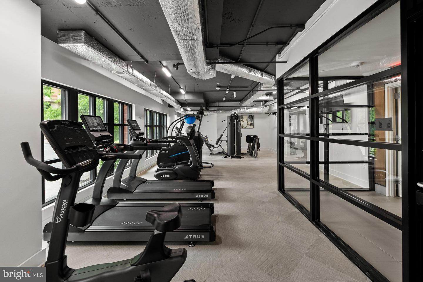 1411 KEY BLVD #304, ARLINGTON, Virginia 22209, 2 Bedrooms Bedrooms, ,2 BathroomsBathrooms,Residential,For sale,1411 KEY BLVD #304,VAAR2065976 MLS # VAAR2065976