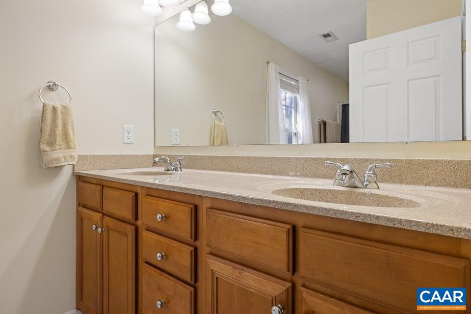 80 PONDEROSA LN, PALMYRA, Virginia 22963, 5 Bedrooms Bedrooms, ,3 BathroomsBathrooms,Residential,For sale,80 PONDEROSA LN,671003 MLS # 671003