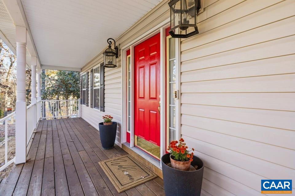 80 PONDEROSA LN, PALMYRA, Virginia 22963, 5 Bedrooms Bedrooms, ,3 BathroomsBathrooms,Residential,For sale,80 PONDEROSA LN,671003 MLS # 671003