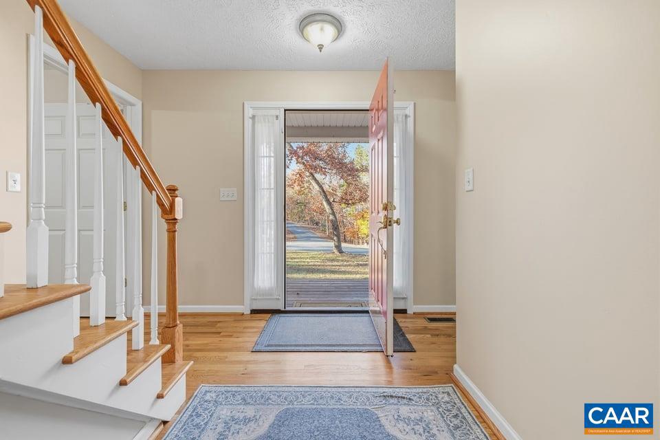 80 PONDEROSA LN, PALMYRA, Virginia 22963, 5 Bedrooms Bedrooms, ,3 BathroomsBathrooms,Residential,For sale,80 PONDEROSA LN,671003 MLS # 671003