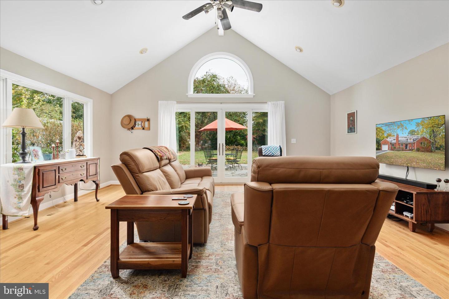 3122 WORTHINGTON CIR, FALLS CHURCH, Virginia 22044, 6 Bedrooms Bedrooms, ,5 BathroomsBathrooms,Residential,For sale,3122 WORTHINGTON CIR,VAFX2278832 MLS # VAFX2278832