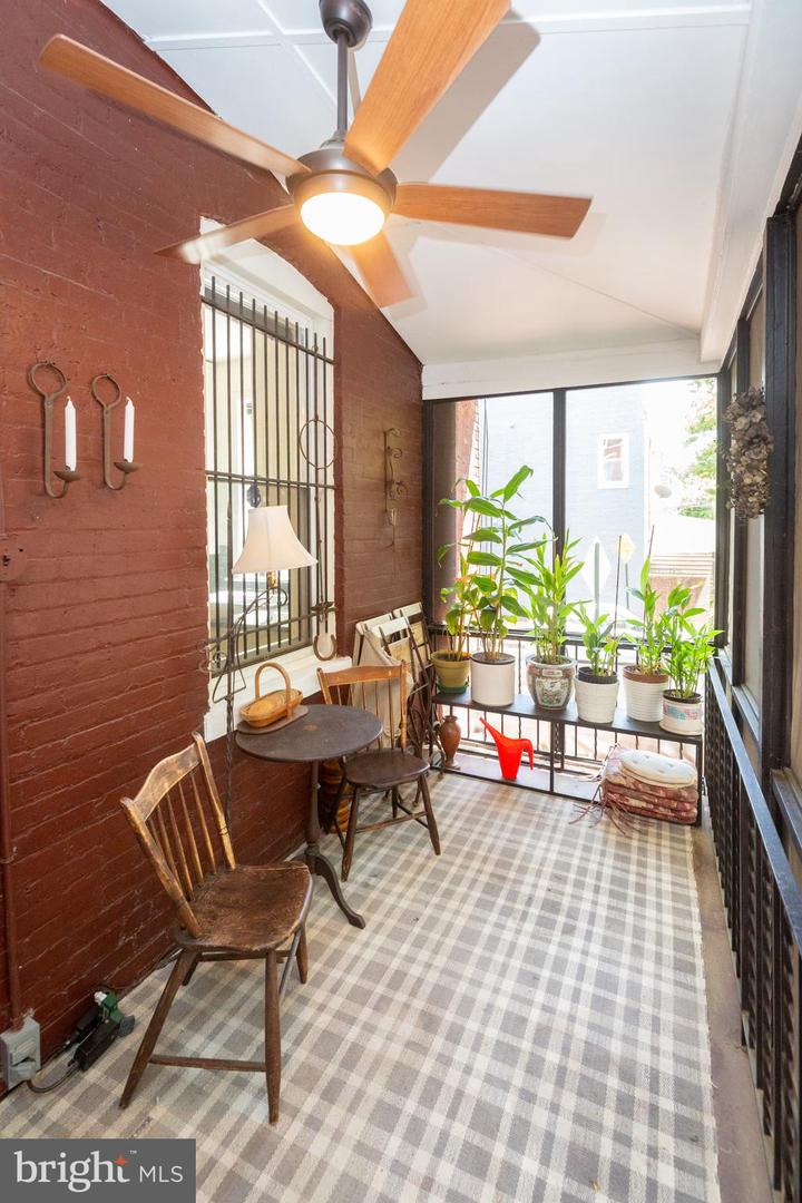 1526 1ST ST NW, WASHINGTON, District Of Columbia 20001, 3 Bedrooms Bedrooms, ,2 BathroomsBathrooms,Residential,For sale,1526 1ST ST NW,DCDC2231504 MLS # DCDC2231504