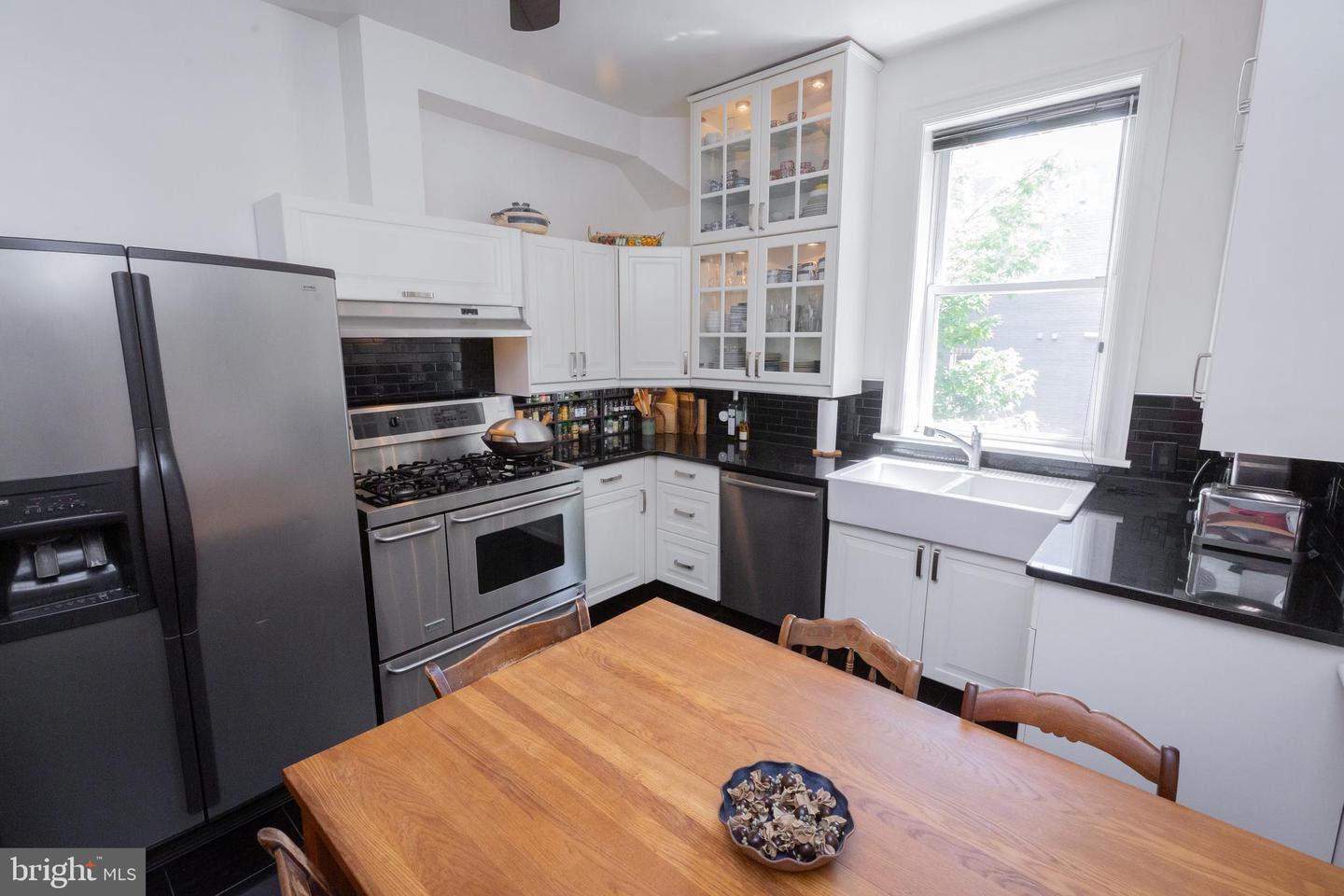 1526 1ST ST NW, WASHINGTON, District Of Columbia 20001, 3 Bedrooms Bedrooms, ,2 BathroomsBathrooms,Residential,For sale,1526 1ST ST NW,DCDC2231504 MLS # DCDC2231504