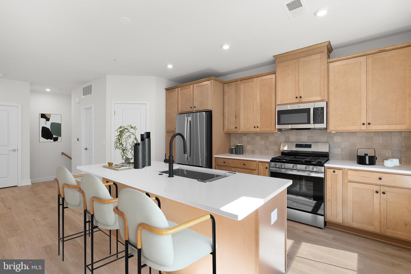 21752 DOLLIS HILL TER, BROADLANDS, Virginia 20148, 3 Bedrooms Bedrooms, ,2 BathroomsBathrooms,Residential,For sale,21752 DOLLIS HILL TER,VALO2111050 MLS # VALO2111050