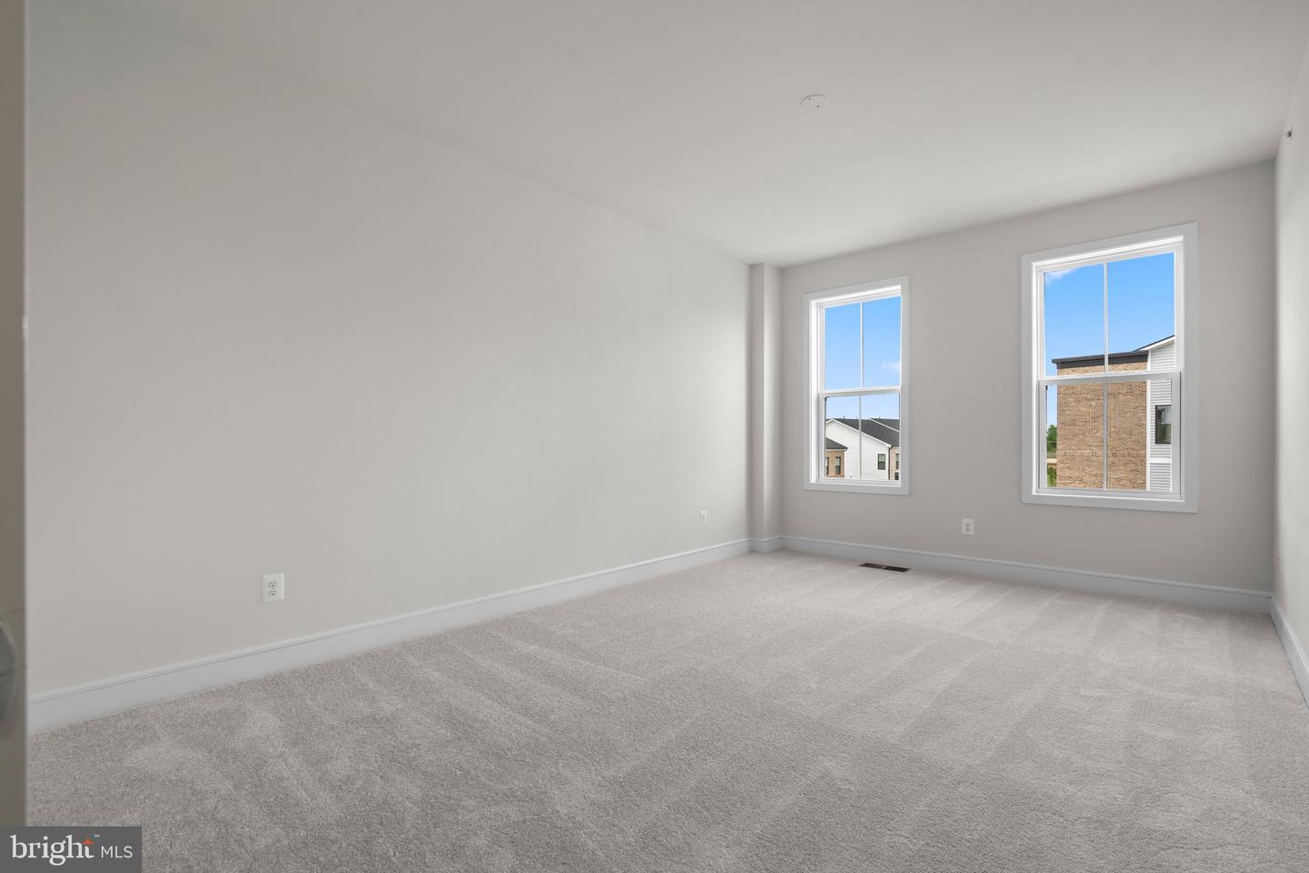 43302 FARRINGDON SQ, BROADLANDS, Virginia 20148, 3 Bedrooms Bedrooms, ,2 BathroomsBathrooms,Residential,For sale,43302 FARRINGDON SQ,VALO2111054 MLS # VALO2111054