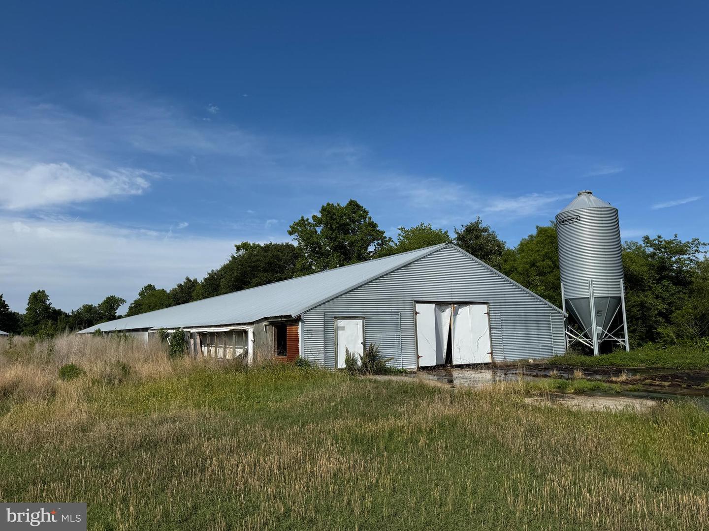 5703 NEAL PARKER RD, WITHAMS, Virginia 23488, 3 Bedrooms Bedrooms, ,2 BathroomsBathrooms,Farm,For sale,5703 NEAL PARKER RD,VAAC2001950 MLS # VAAC2001950