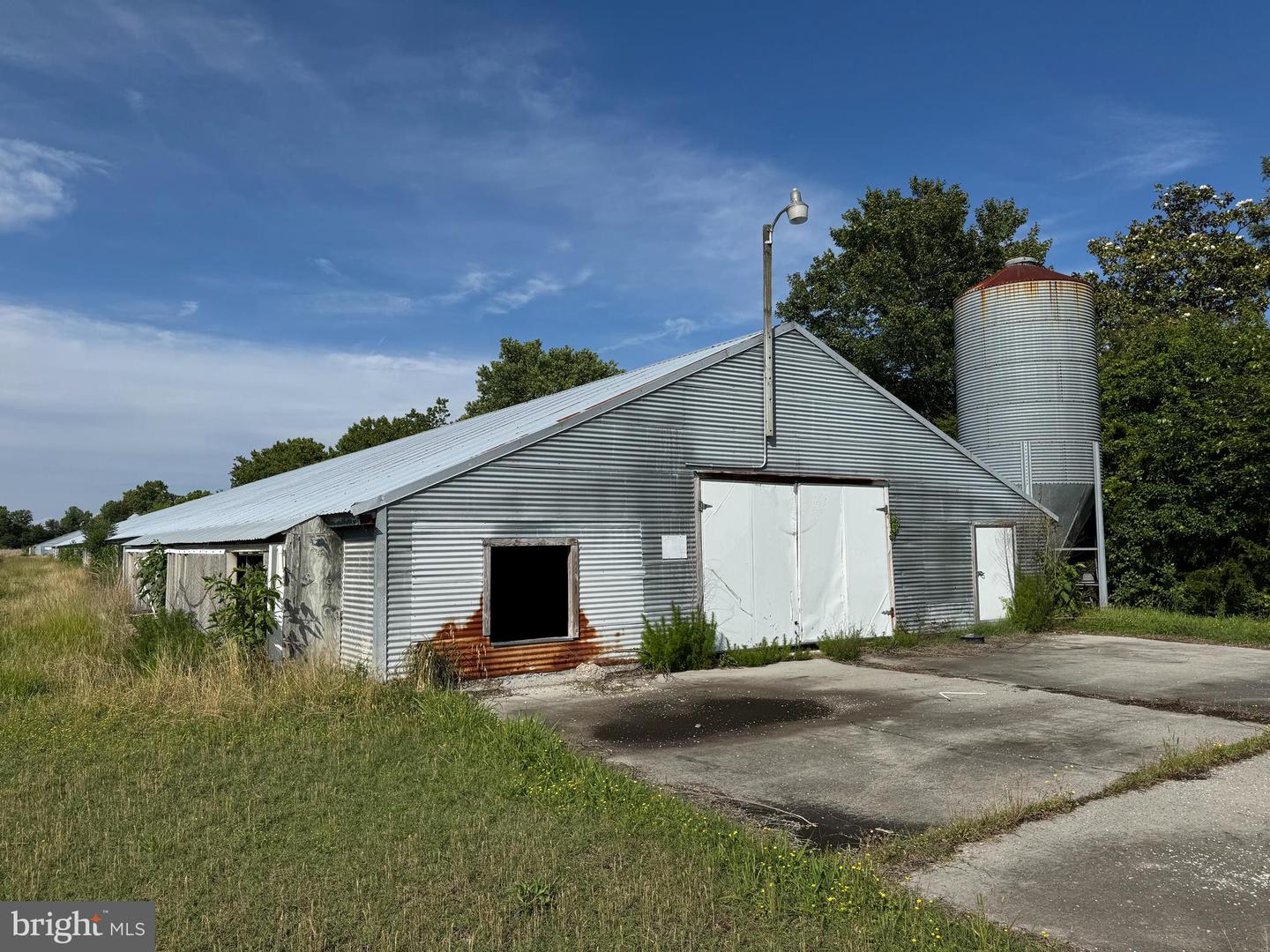 5703 NEAL PARKER RD, WITHAMS, Virginia 23488, 3 Bedrooms Bedrooms, ,2 BathroomsBathrooms,Farm,For sale,5703 NEAL PARKER RD,VAAC2001950 MLS # VAAC2001950