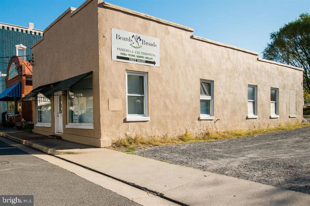 137 N NORTH MAIN ST, BROADWAY, Virginia 22815, ,Land,For sale,137 N NORTH MAIN ST,VARO2002730 MLS # VARO2002730 137 N NORTH MAIN ST, BROADWAY, Virginia 22815, ,Land,For sale,137 N NORTH MAIN ST,VARO2002730 MLS # VARO2002730