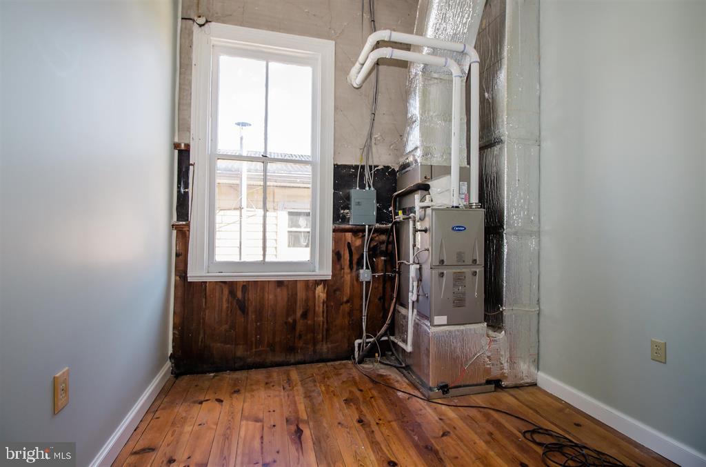 140 N NORTH MAIN ST, BROADWAY, Virginia 22815, ,Land,For sale,140 N NORTH MAIN ST,VARO2002732 MLS # VARO2002732 140 N NORTH MAIN ST, BROADWAY, Virginia 22815, ,Land,For sale,140 N NORTH MAIN ST,VARO2002732 MLS # VARO2002732