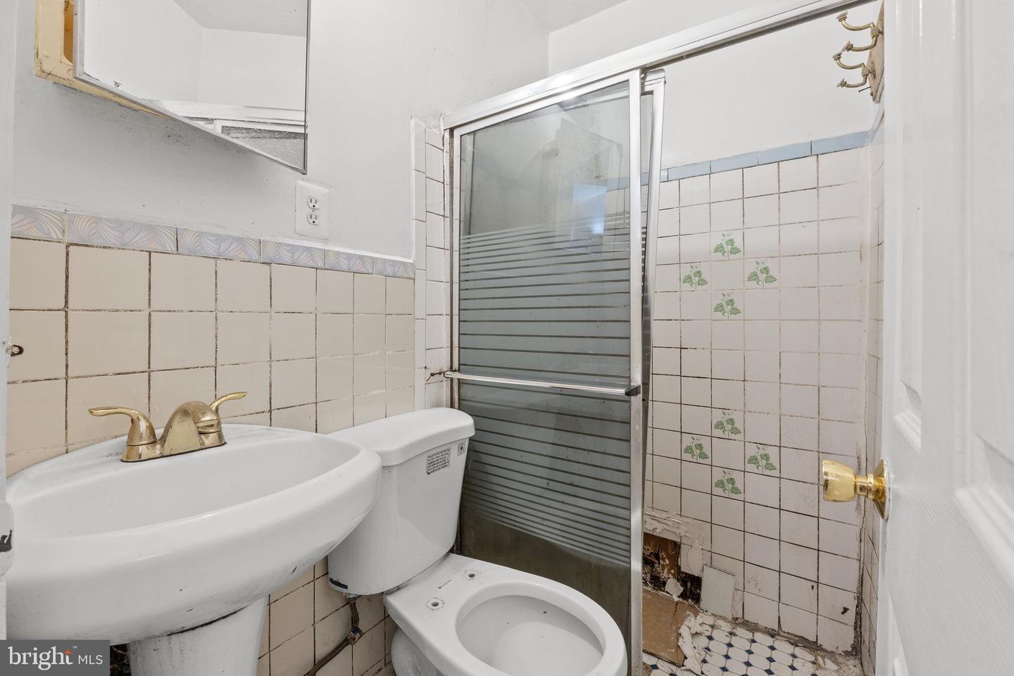 1524 6TH ST NW, WASHINGTON, District Of Columbia 20001, 5 Bedrooms Bedrooms, ,4 BathroomsBathrooms,Residential,For sale,1524 6TH ST NW,DCDC2163468 MLS # DCDC2163468